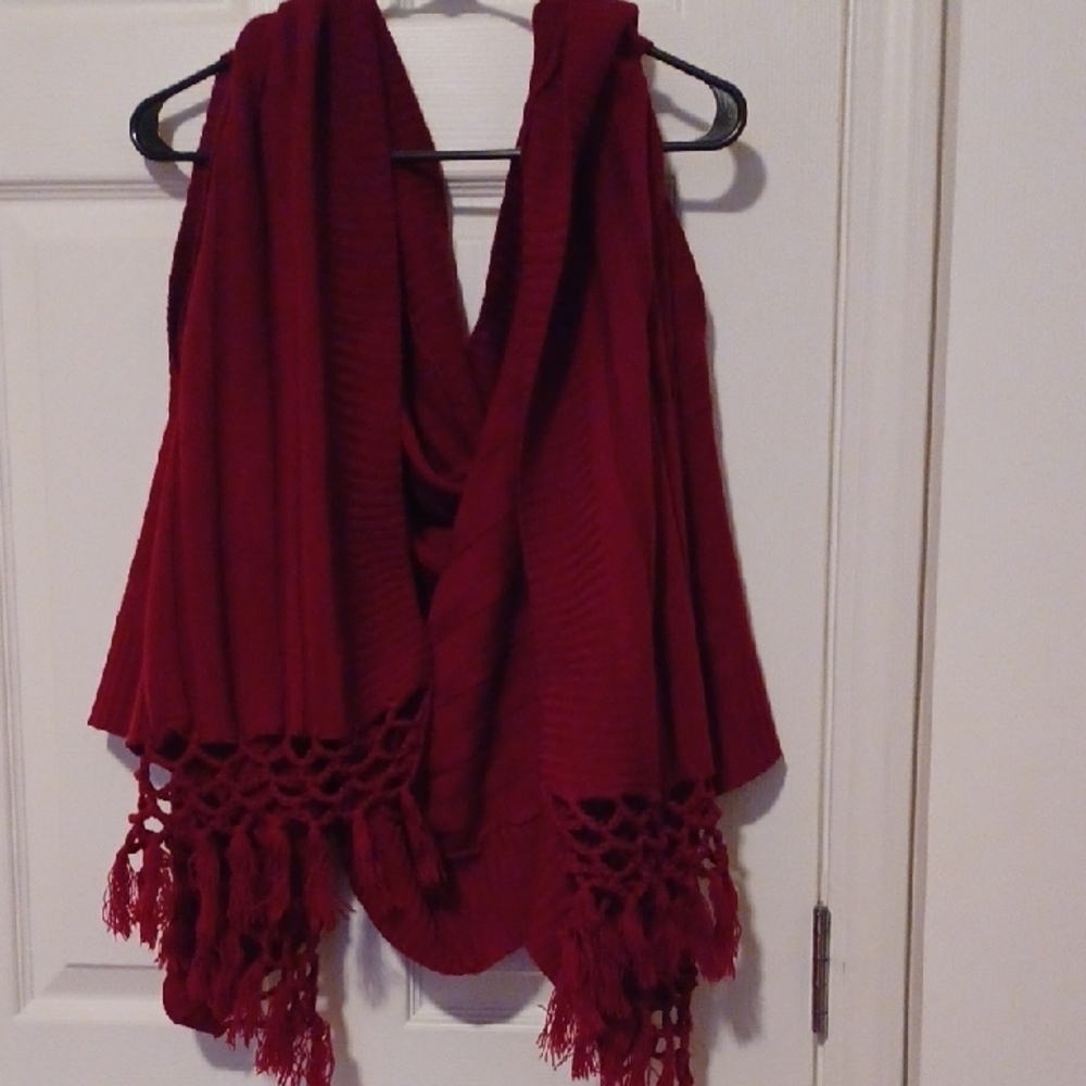 -- Red Knit Fringe Shawl/ Cardigan - Picture 2 of 5